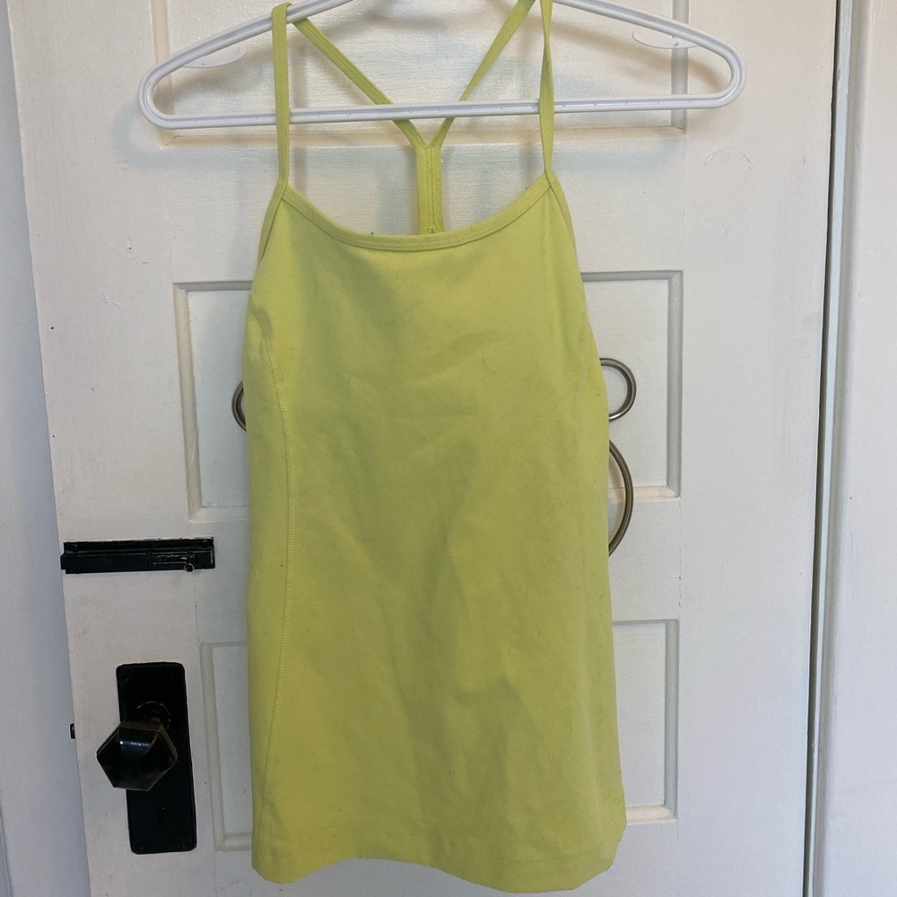 Underarmour Workout Tank With Built in Bra